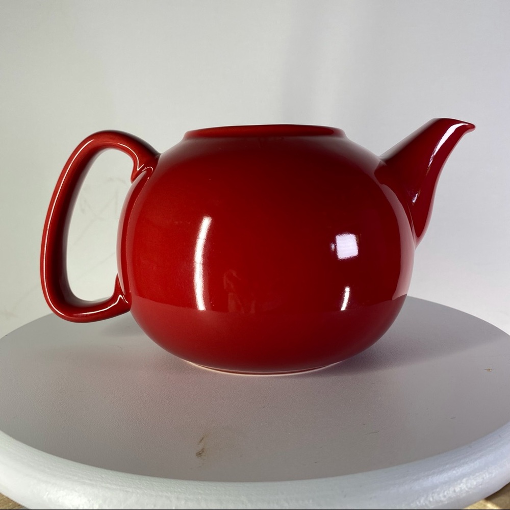Chantal 4 cup/1 quart/.94 liter gloss red tea pot - Picture 6 of 9